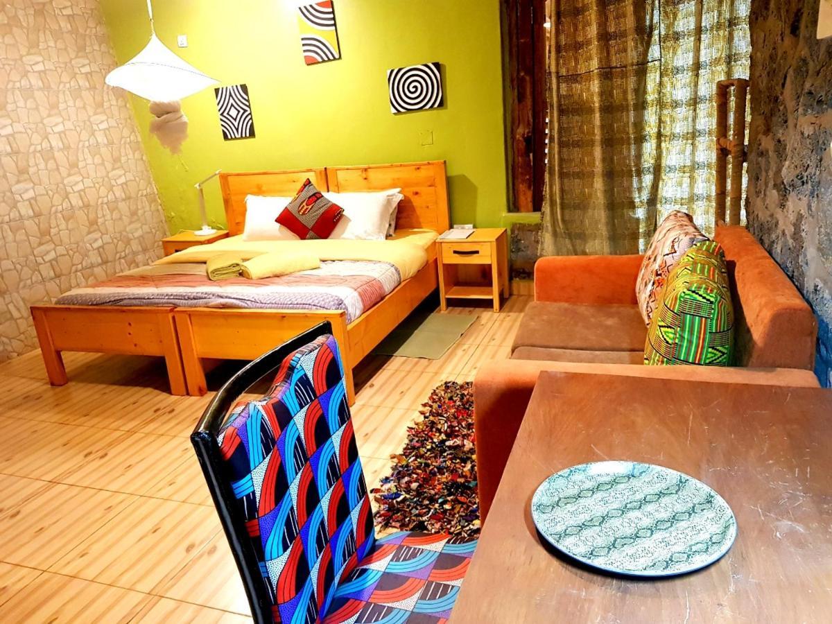 Yambi Guesthouse Kigali Exterior foto