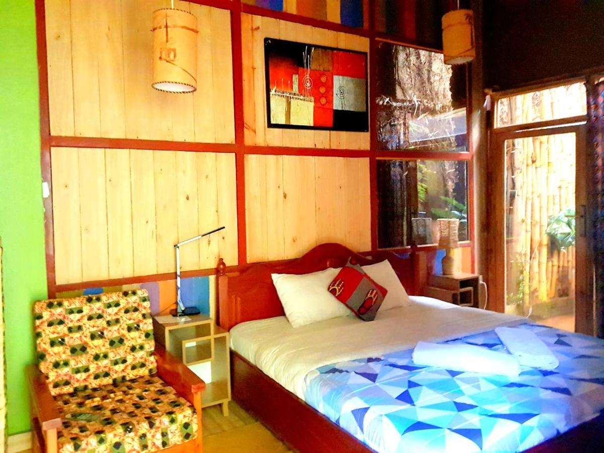 Yambi Guesthouse Kigali Exterior foto