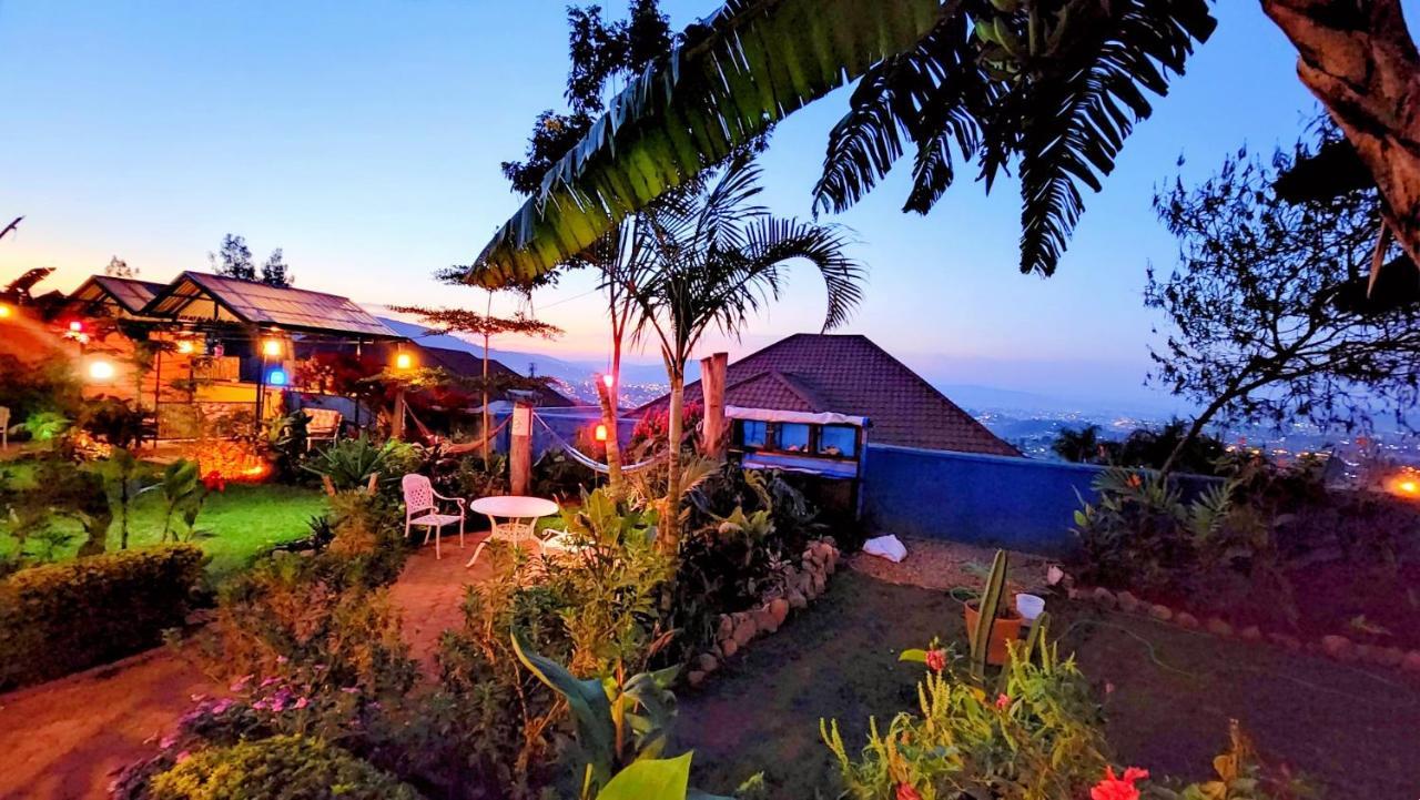 Yambi Guesthouse Kigali Exterior foto