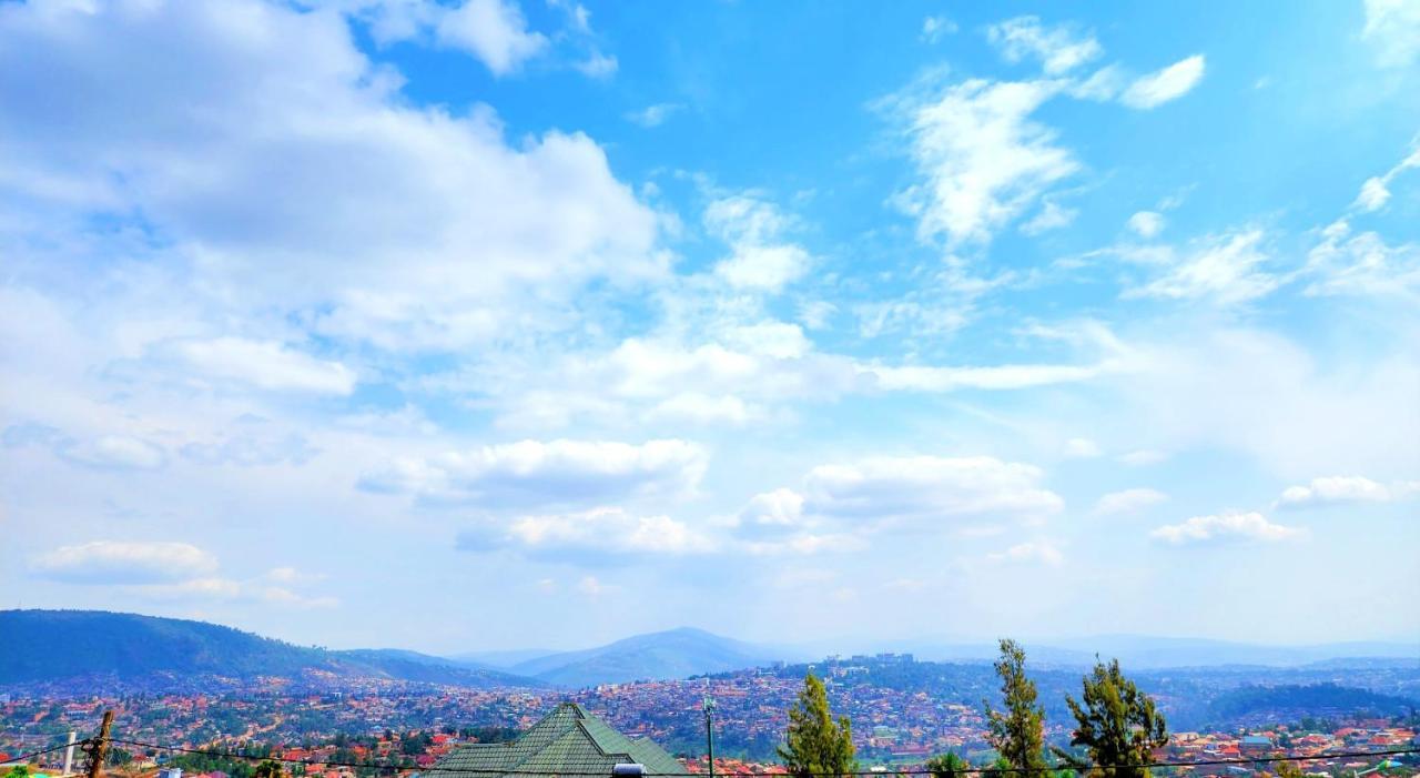 Yambi Guesthouse Kigali Exterior foto